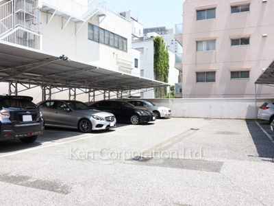 ドルフブルーメンの写真 駐車場