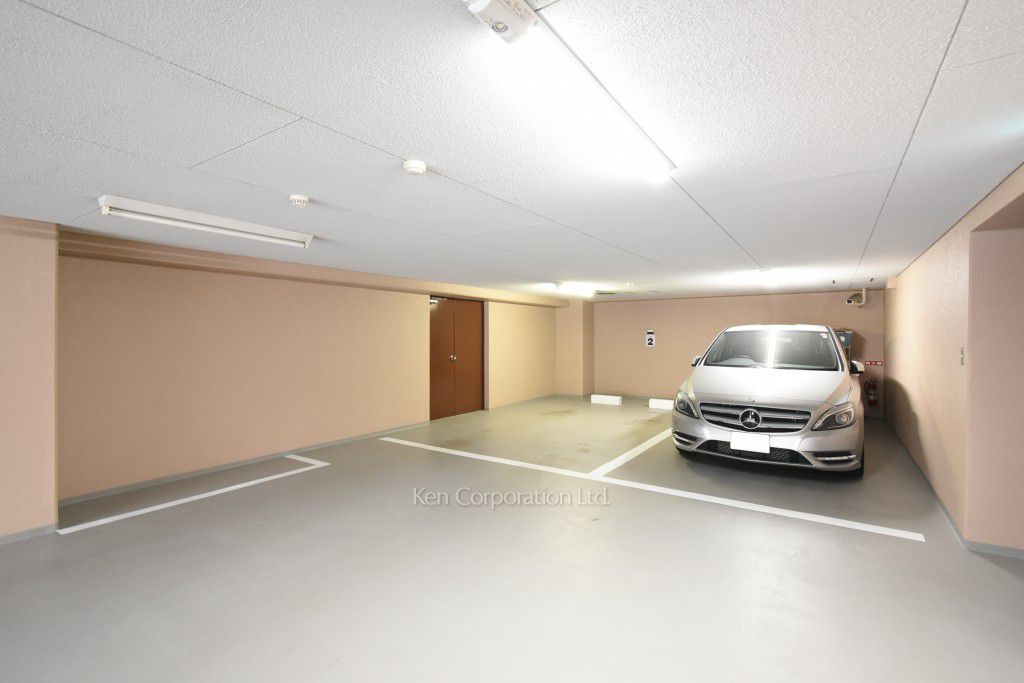 朝日目黒マンションの写真 駐車場