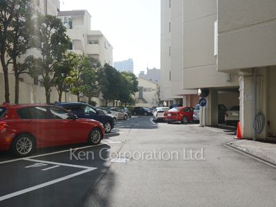 三田ハウスの写真 駐車場