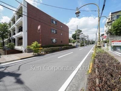 広尾シティハウスの写真 前面道路