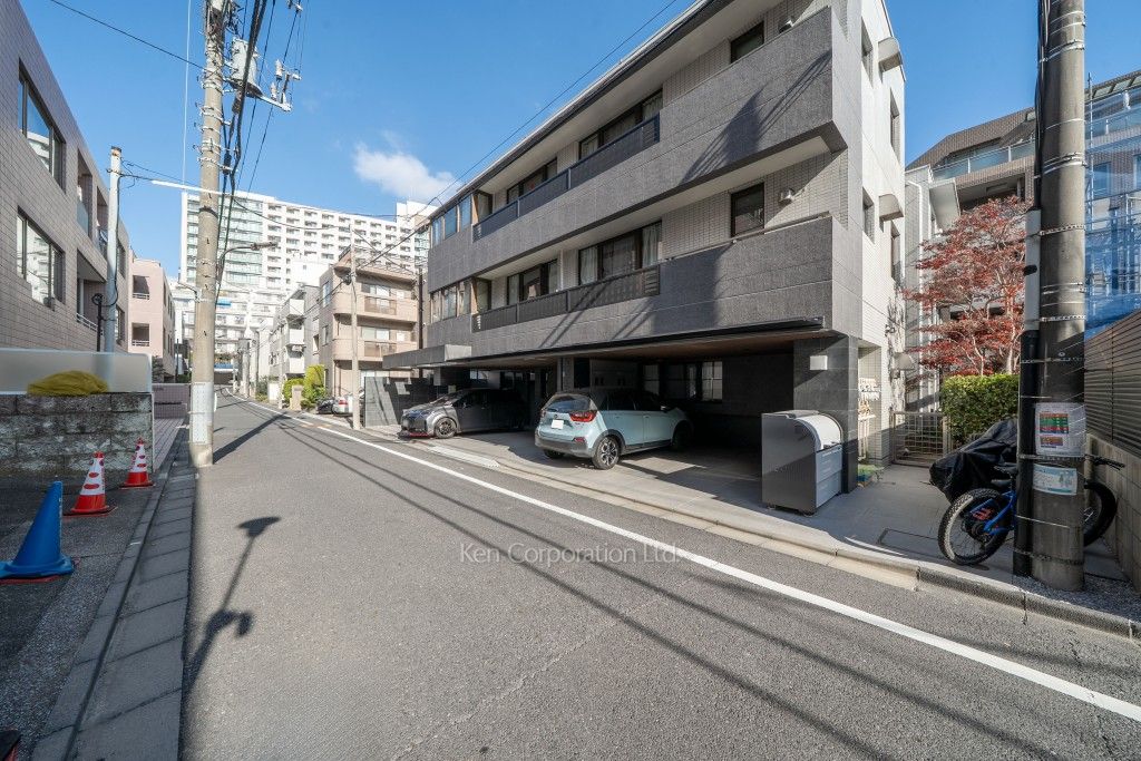 高輪ハイツの写真 前面道路