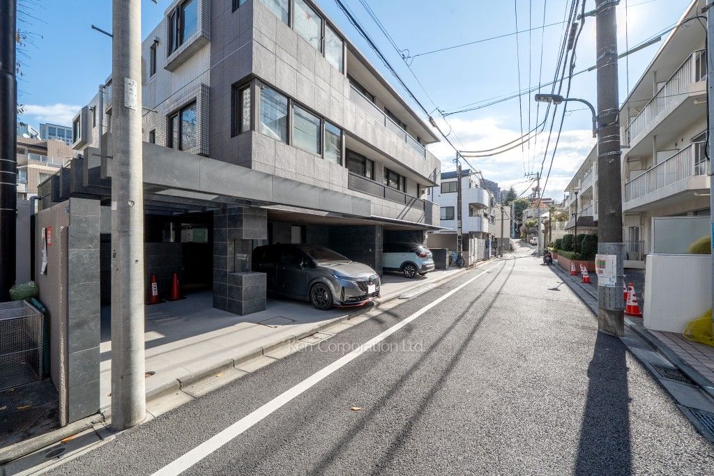 高輪ハイツの写真 前面道路