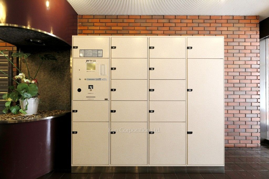 インペリアル赤坂壱番館の写真 宅配ボックス