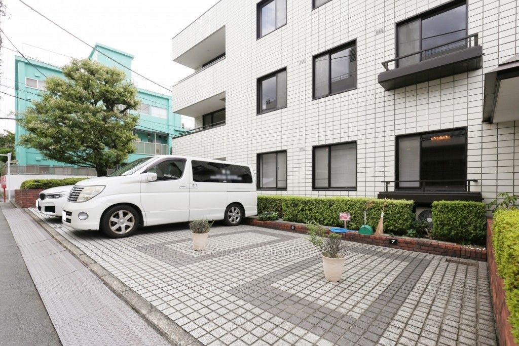 表参道シティハウスの写真 駐車場