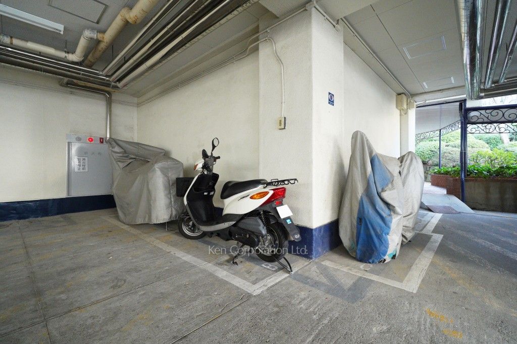  バイク置き場