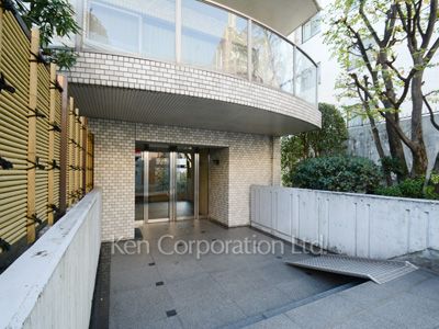 レジデンス麻布の写真 外観より