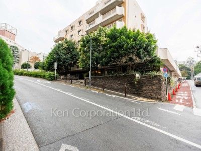 赤坂パークハウスの写真 前面道路