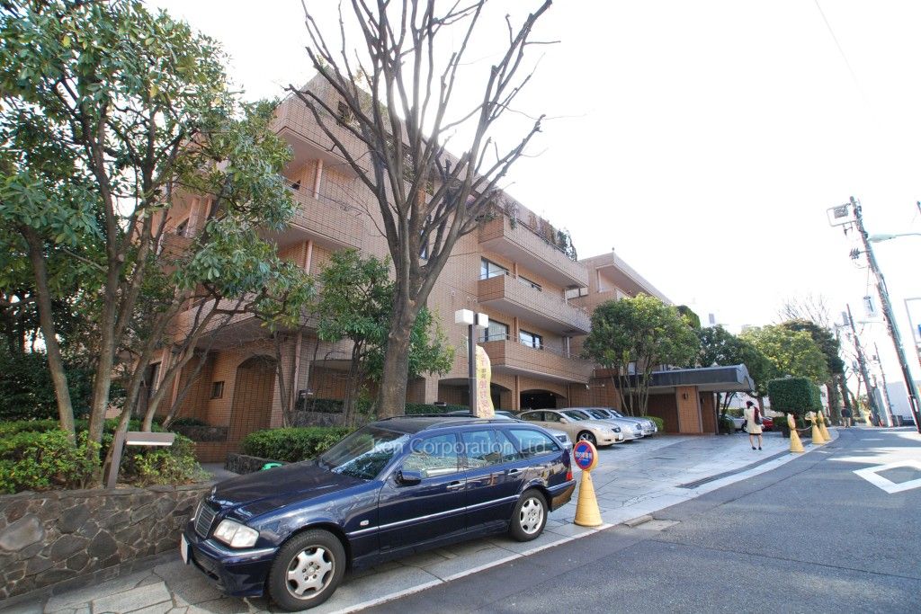 ベルテ表参道の写真 外観ひき