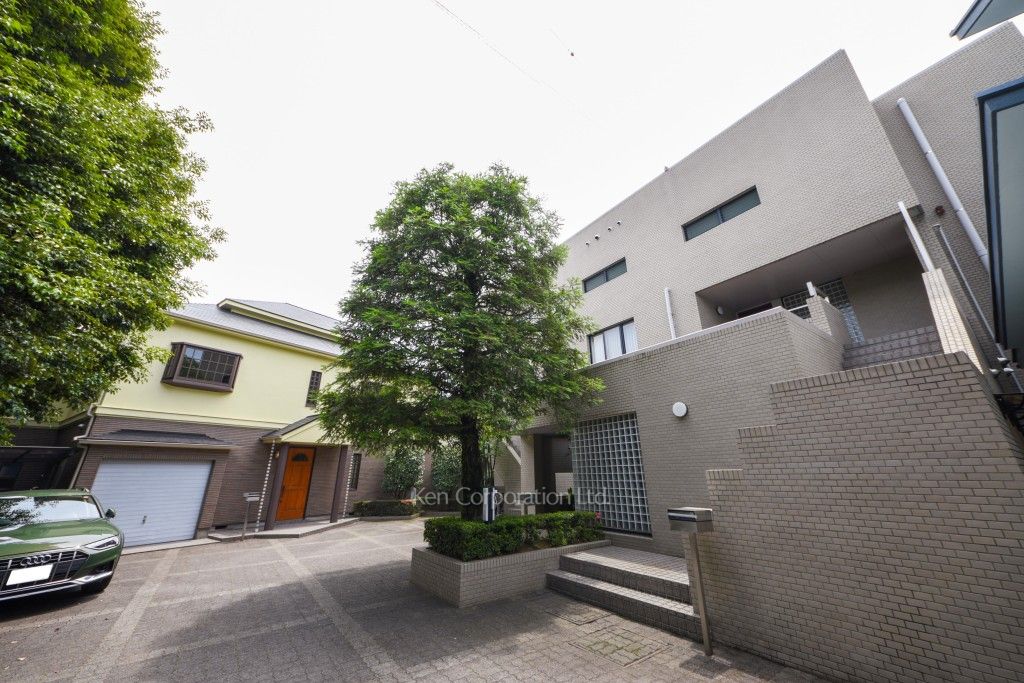 Enaka Houseの写真 外観ひき