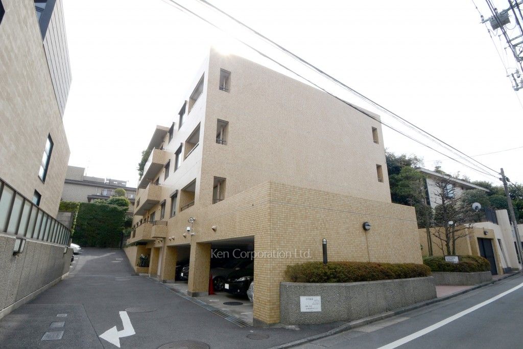 イースタンホームズ上原の写真 外観ひき