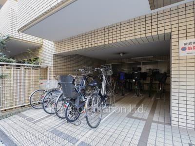 赤坂新坂ハウスの写真 駐輪場