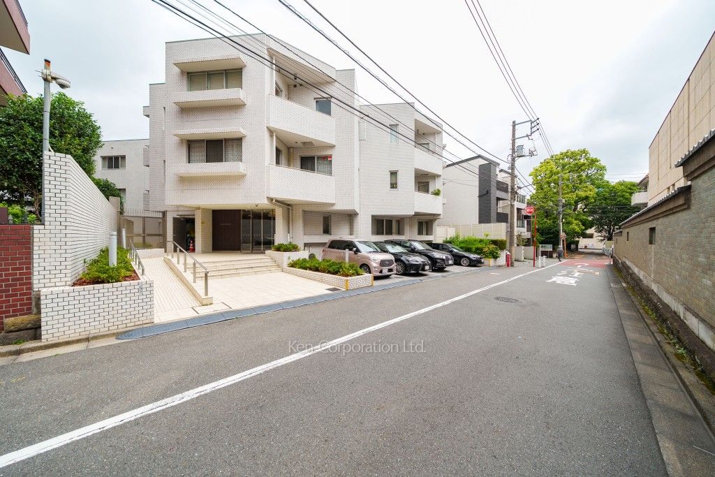 ハイツ高輪の写真  前面道路