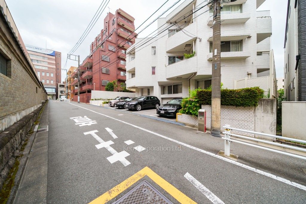 ハイツ高輪の写真  前面道路