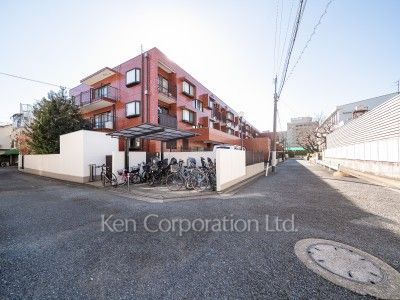 エクセル目黒の写真 前面道路