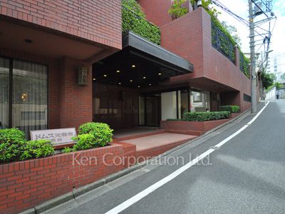 ドムス元麻布 西館の写真 外観より