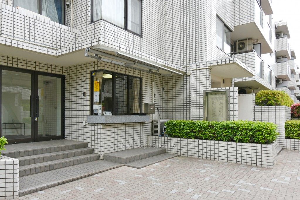  フロント
