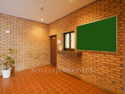 イトーピア信濃町マンションの写真 フロント