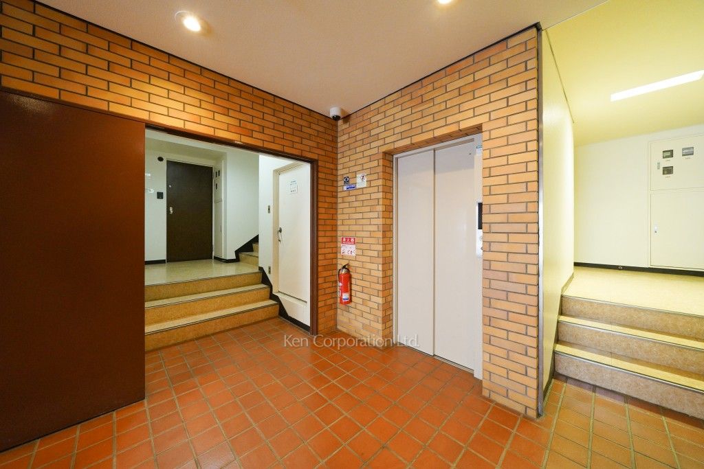 イトーピア信濃町マンションの写真 エントランス