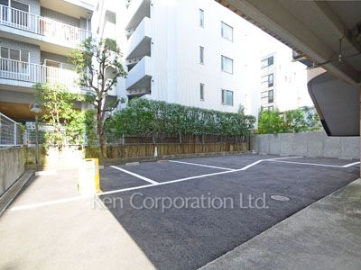 Aden Court Azabuの写真 駐車場