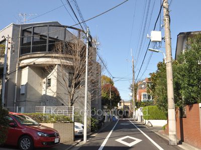 BATEAU LAVOIRの写真 前面道路