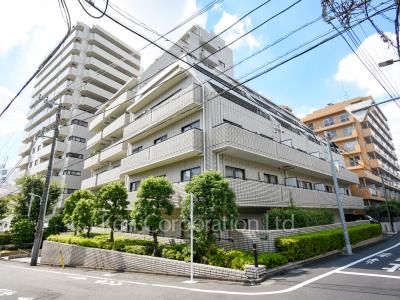 ロイヤルハウス都立大学の写真 外観ひき