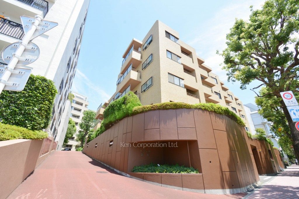 フラッツ景丘の写真 外観ひき