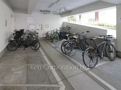 バイク置き場