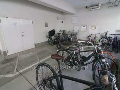 駐輪場