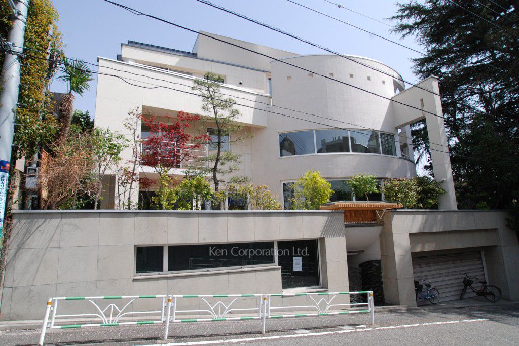広尾レジデンスの写真 外観ひき