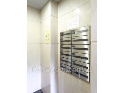 WTCディアコート目黒平町の写真 郵便受け