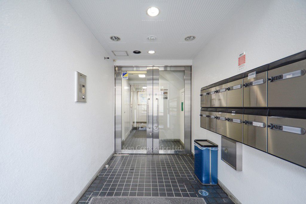 鉄飛坂マンションの写真 エントランス