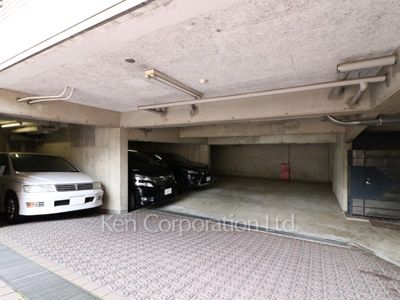 西台町ハウスの写真 駐車場
