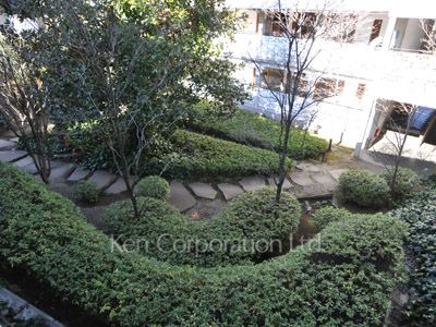 泰山館の写真 中庭・植栽
