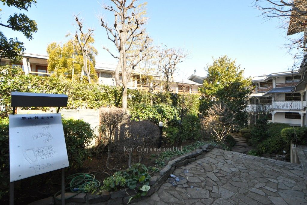 泰山館の写真 中庭・植栽
