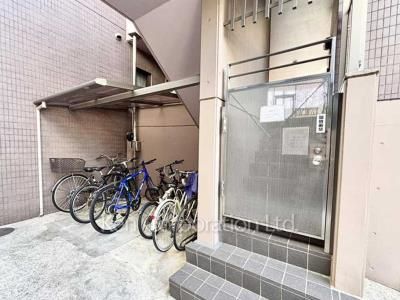 レジデンス東山の写真 駐輪場