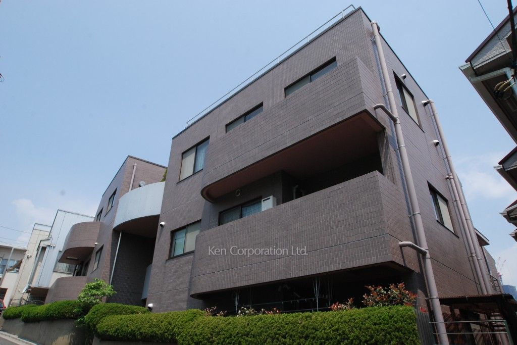 レジデンス東山の写真 外観ひき