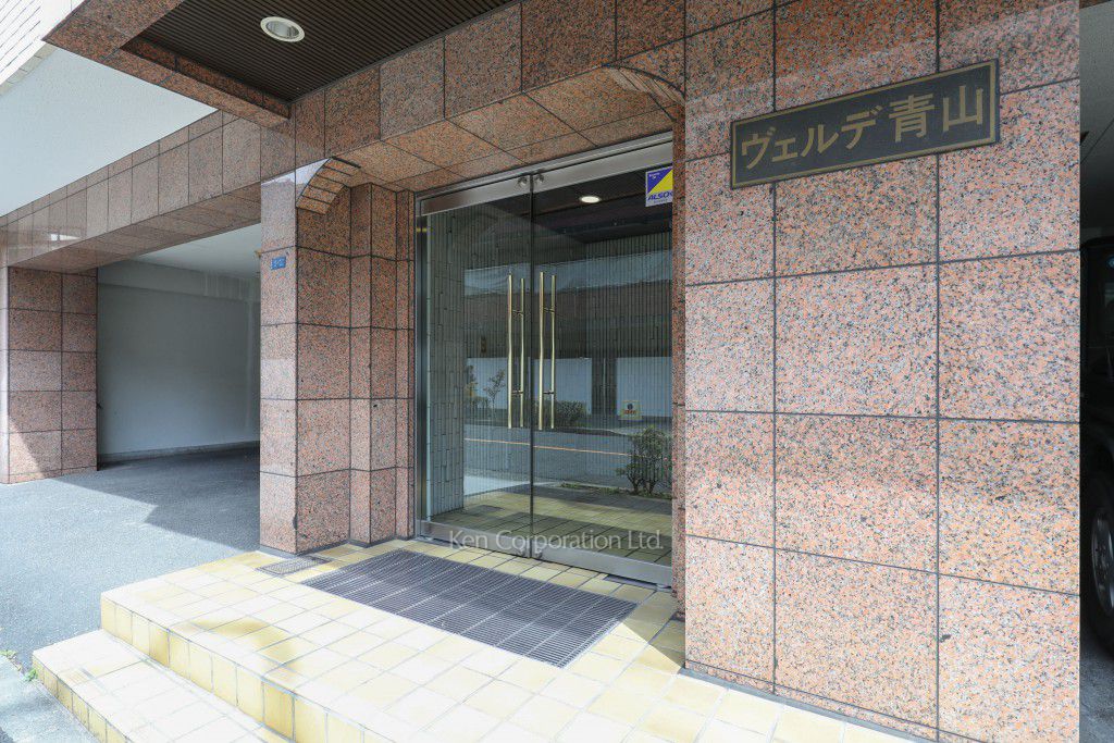  外観より