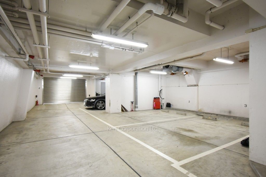 代々木上原マンションの写真 駐車場