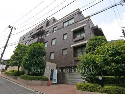 ロワヴェール市ヶ谷左内坂の写真 外観ひき