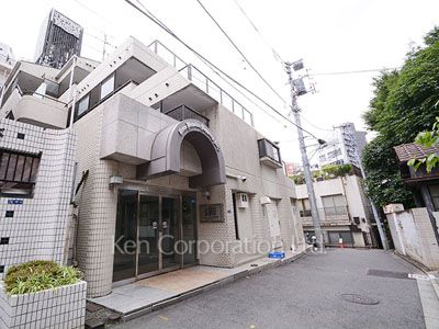 ライオンズマンション六本木第3の写真 外観ひき