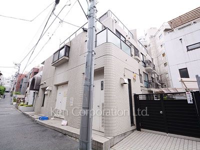 ライオンズマンション六本木第3の写真 外観ひき