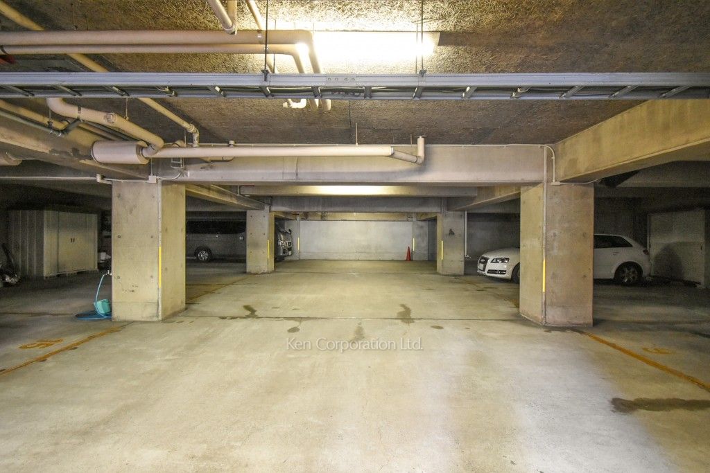 エクレール一番町の写真 駐車場