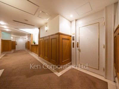 城山トラストコートの写真  共用廊下