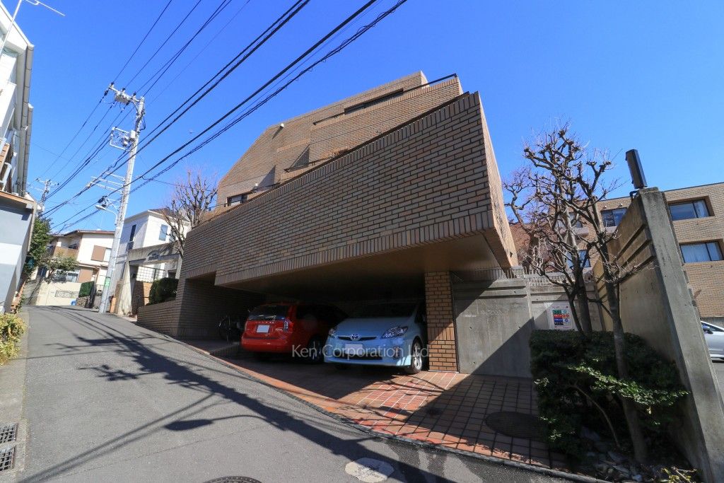 ベルテ代々木上原の写真 外観ひき