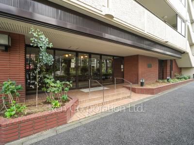 ユーカリハイツ都立大の写真 外観より