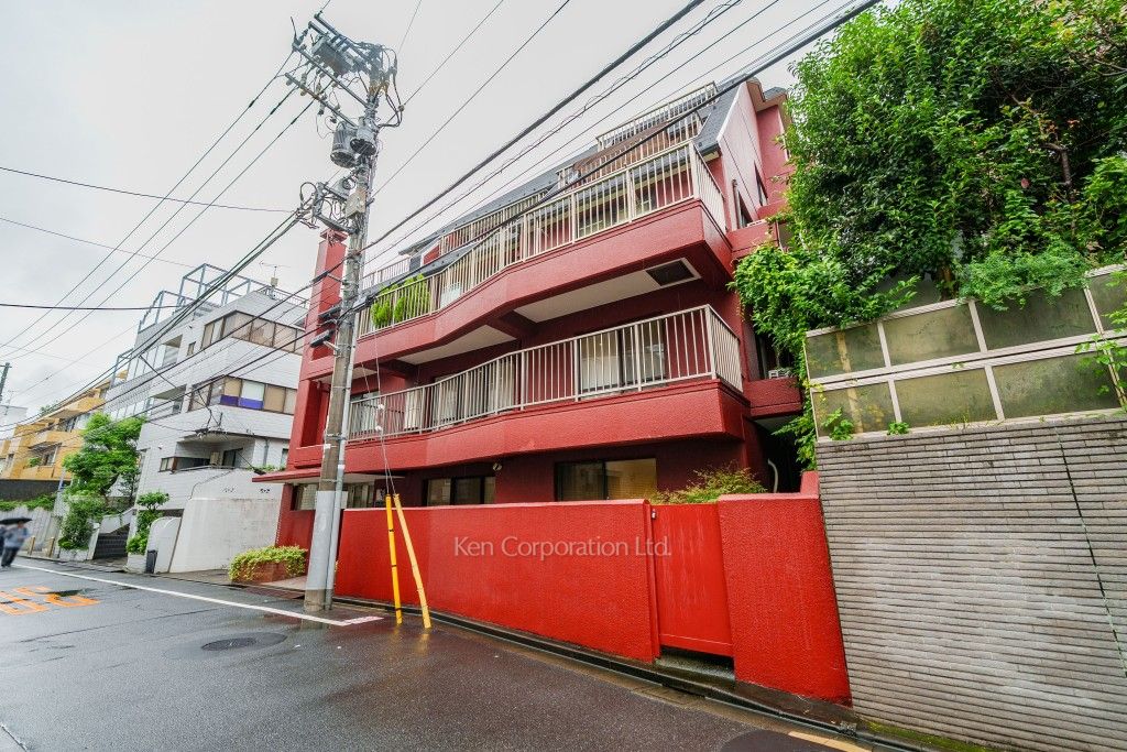 グリーンパーク原宿の写真 外観ひき
