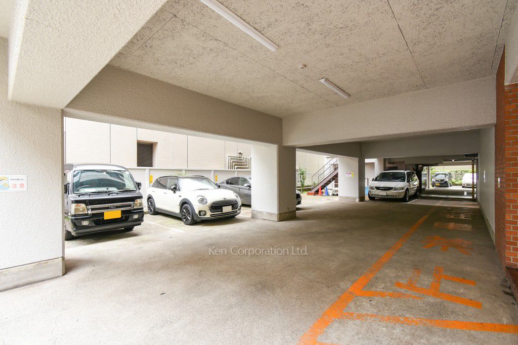 芝パークサイドハイツの写真 駐車場