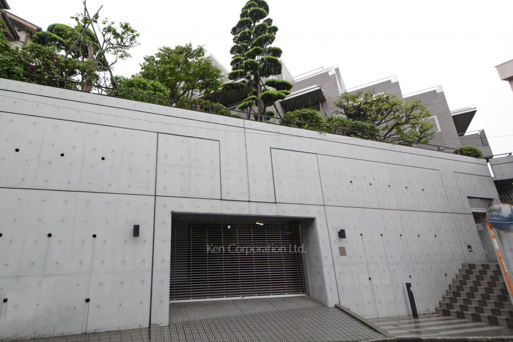 ヒルクレスト神山の写真 外観ひき