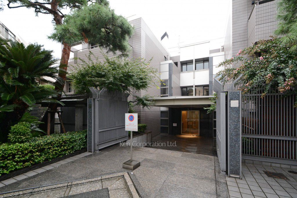 ヒルクレスト神山の写真 外観ひき
