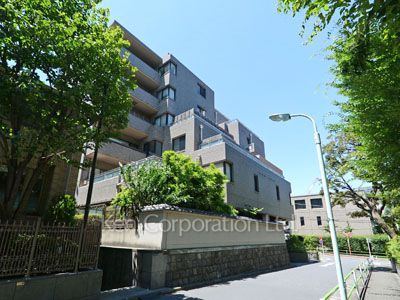 綱町ホームズの写真 外観ひき